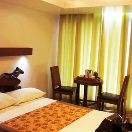 Callospa And Resort Antipolo Exterior foto